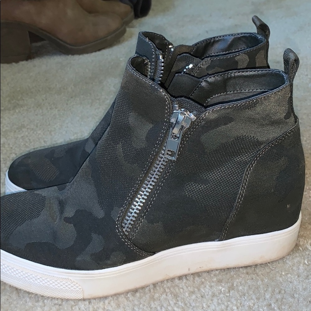 Steve Madden Camo Wedgie Sneakers